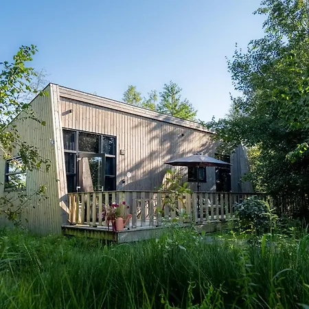 Pean-Buiten Waterlodges Nes  Exterior photo