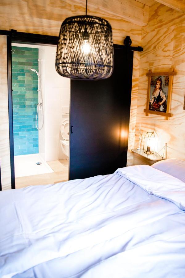 Pean-buiten Waterlodges Vakantiehuis Nes (Heerenveen)