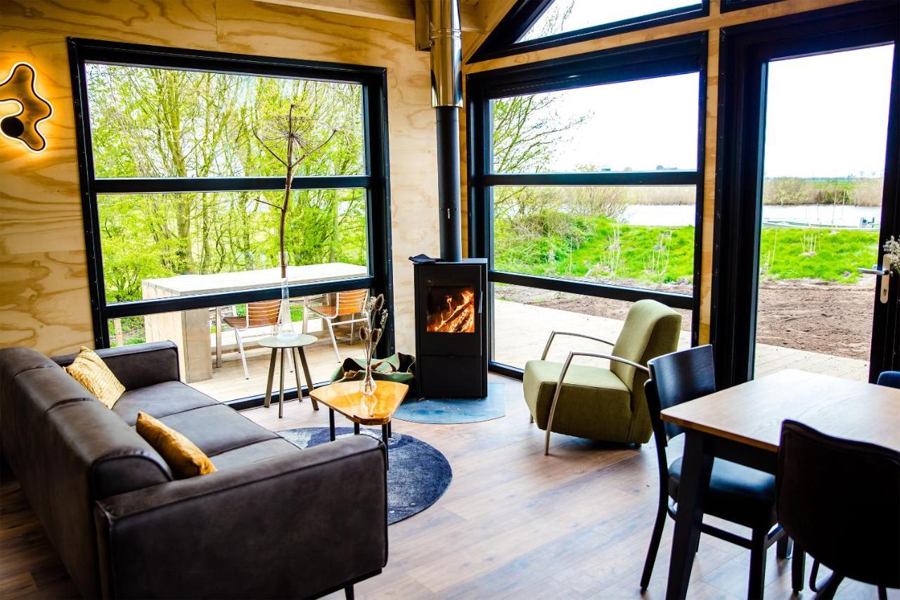 Pean-buiten Waterlodges Vakantiehuis *