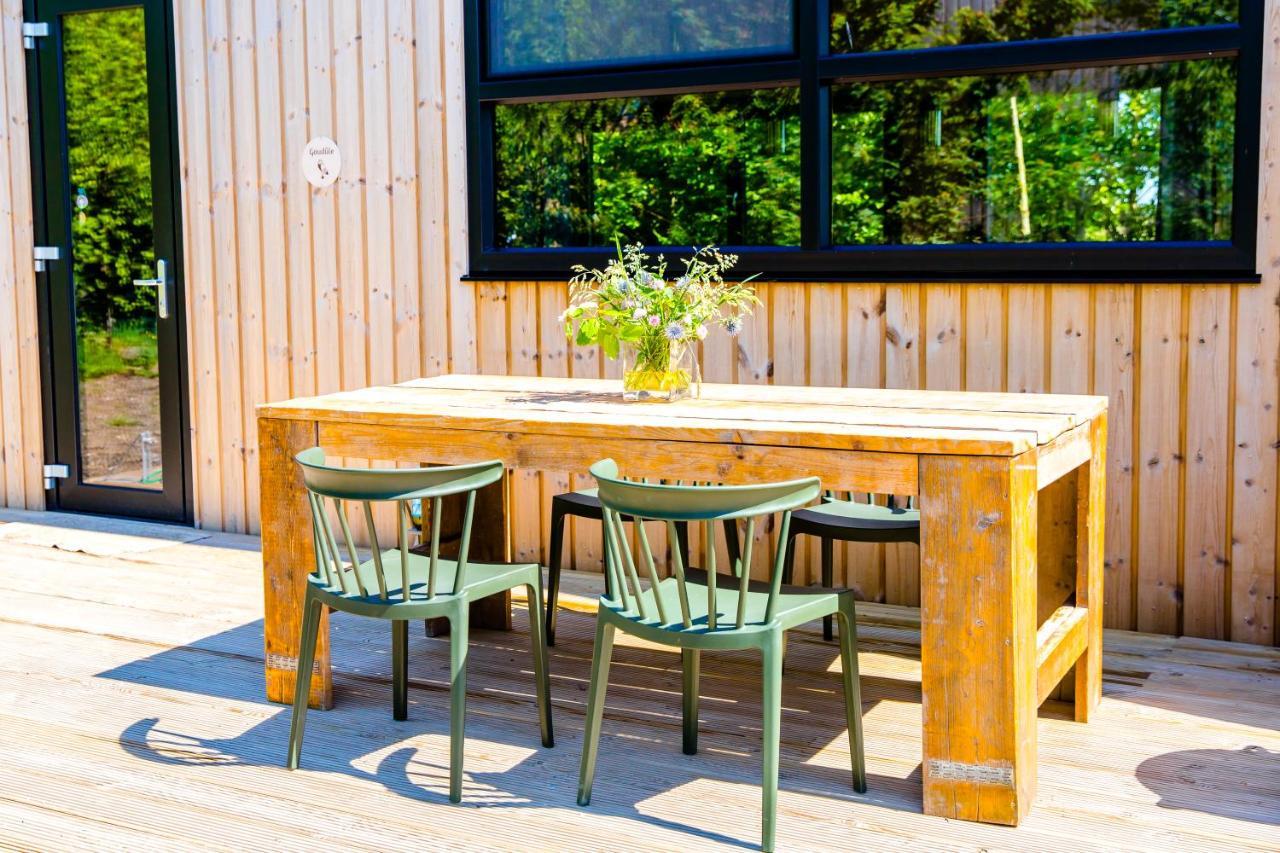 Pean-buiten Waterlodges Vakantiehuis *