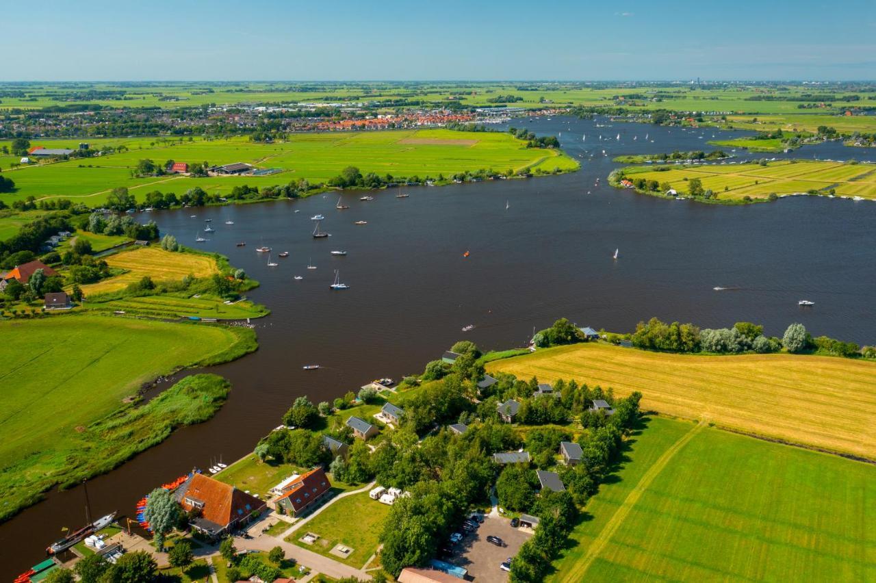 Pean-buiten Waterlodges