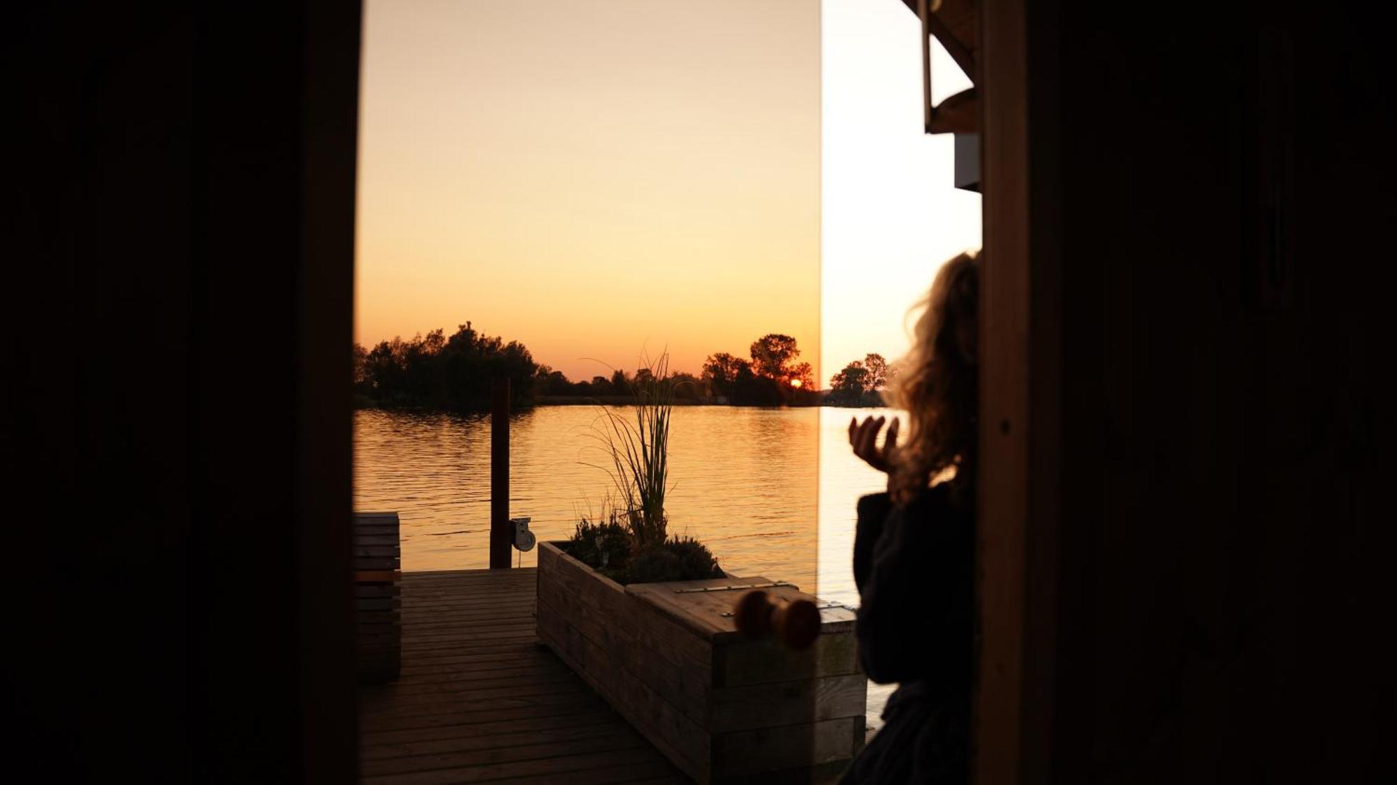 Pean-buiten Waterlodges